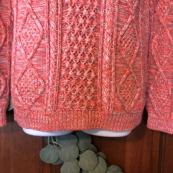 Gap Cable Knit Sweater - Picture 2 of 11